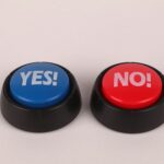 a blue yes button and a red no button